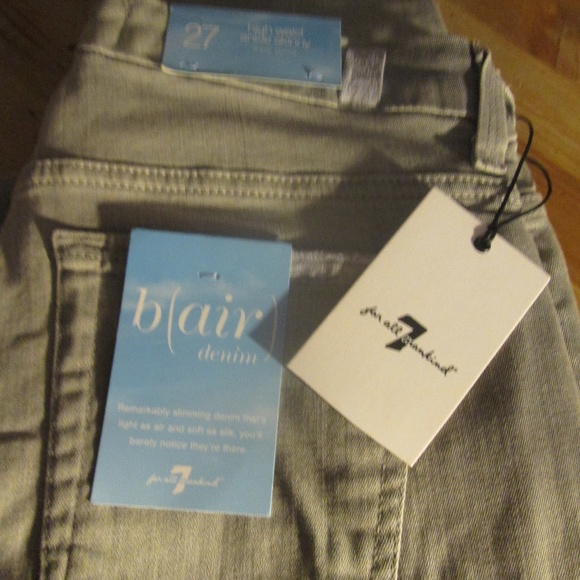 BEAUTIFUL, SUPER COMFY JEANS.. - Picture 5 of 5